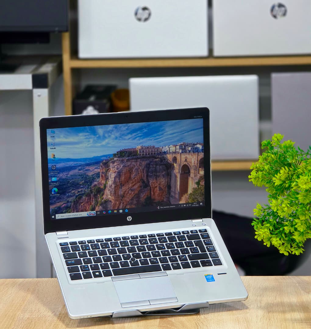 HP Folio 9480m core i5 slim et très clean