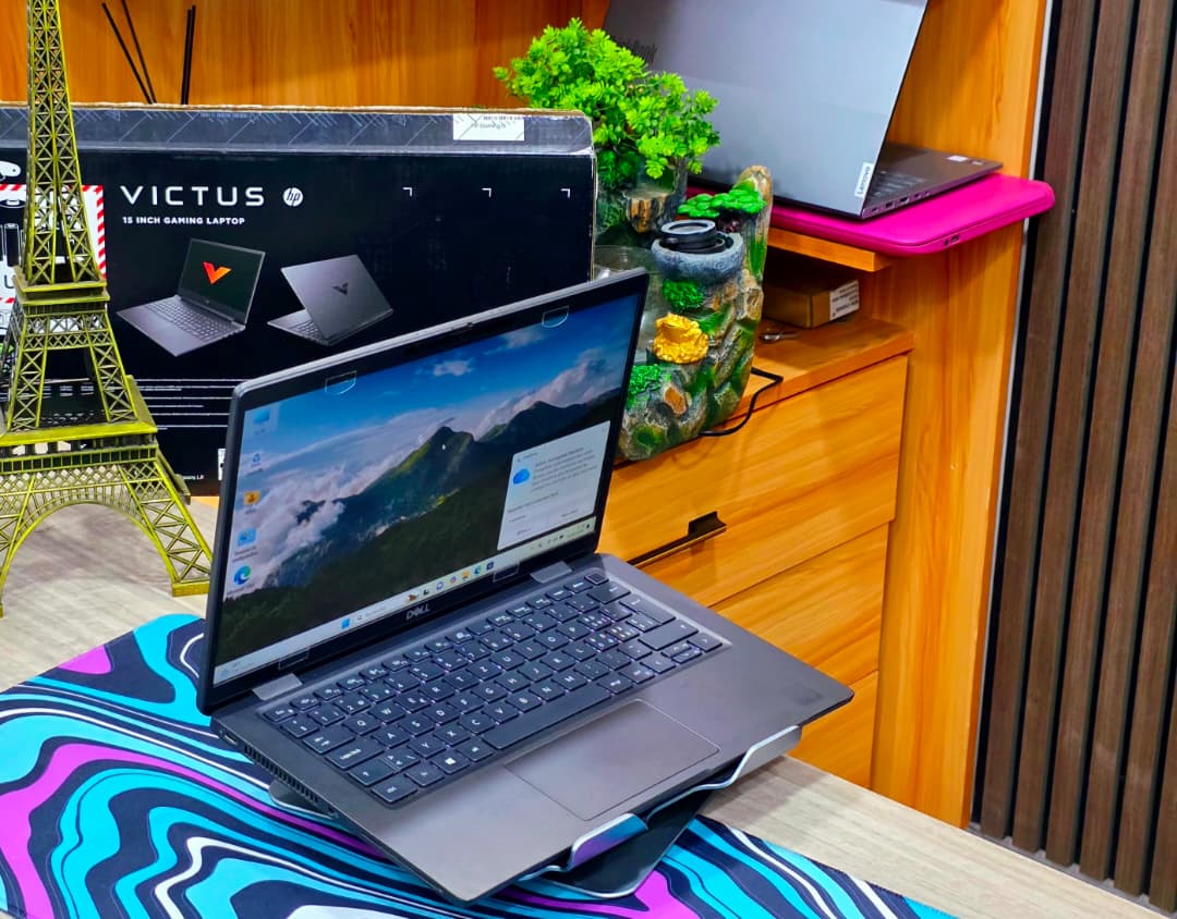 Dell Latitude 7320 core i7 vPro ultraslim et très clean