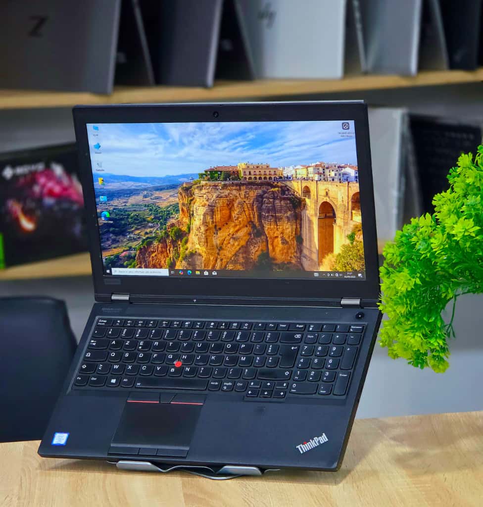 Gaming Laptop LENOVO THINKPAD P53 core i7, Pc très puissant,  Ultra-rapide et Ultra-performant