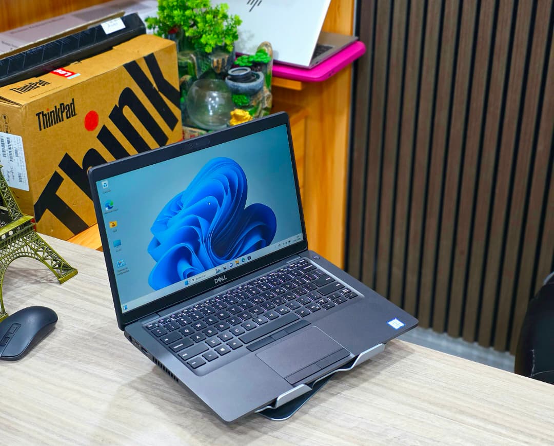DELL LATITUDE 5400 core i5 slim et très clean, Pc Ultra-rapide, résistant et très performant