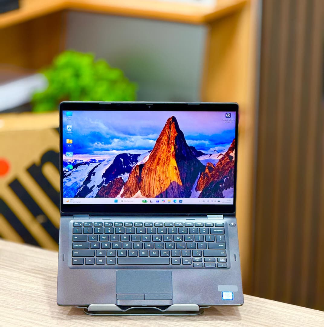 DELL LATITUDE 5300 2-in-1 core i5 vPro slim et très clean