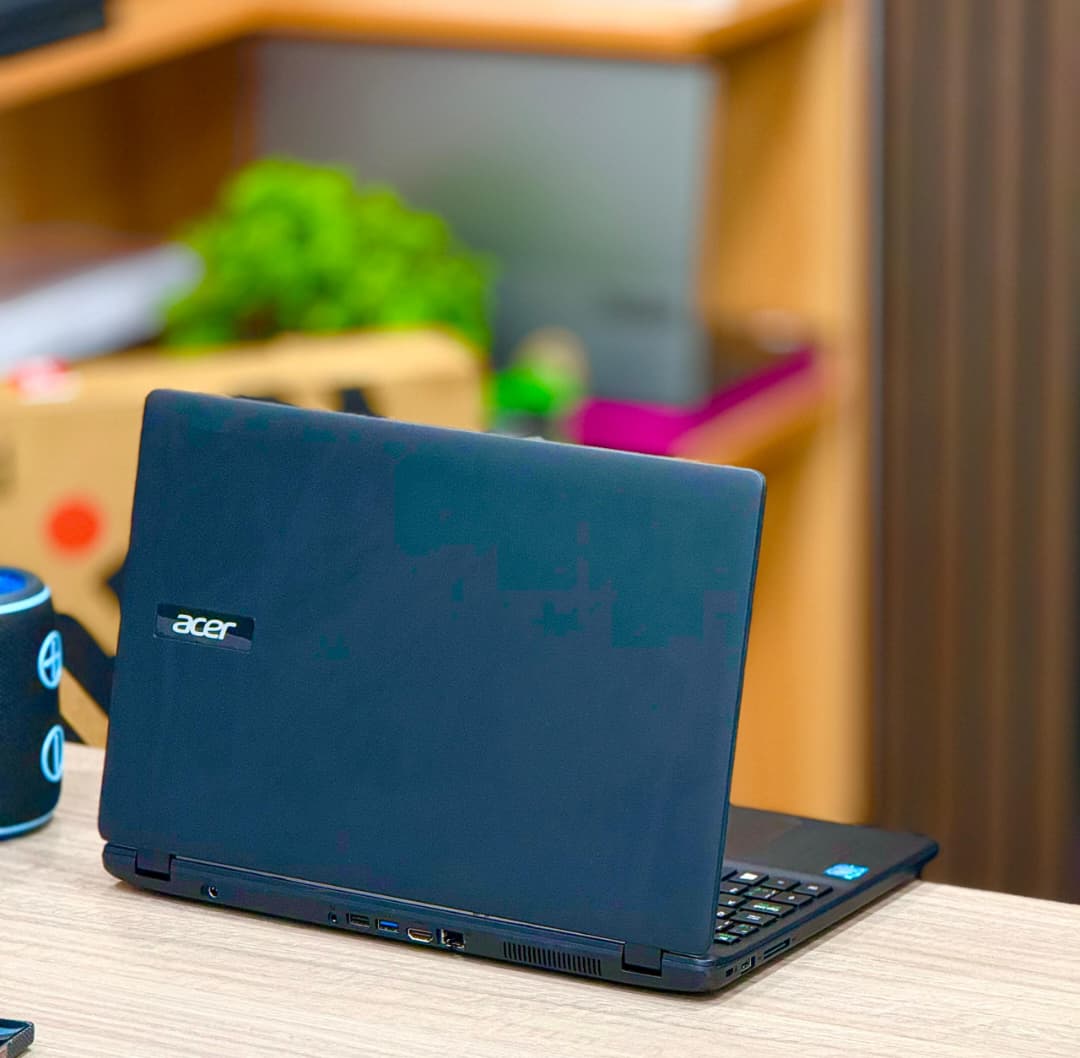 Acer Aspire ES1 quadcore slim et très clean, Pc bien rapide et bien performant